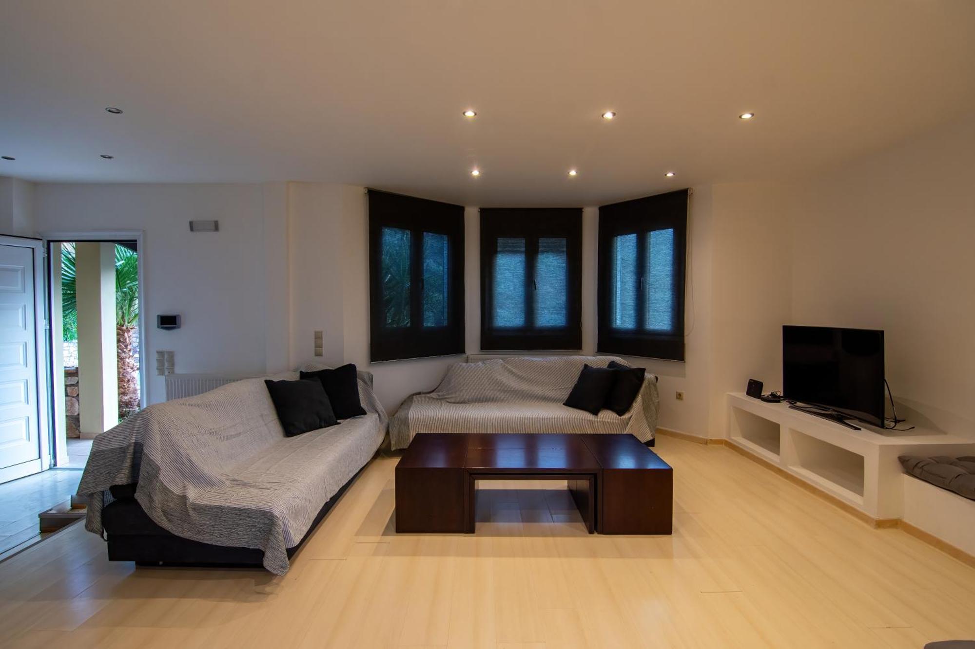 Cicada 4 Bedroom